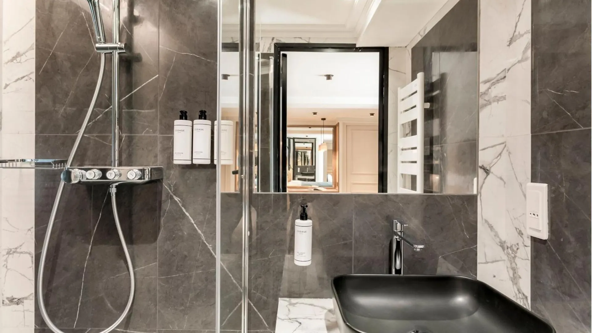 Merveil - Signature Suite - Marais - Archives II Paris 0*,